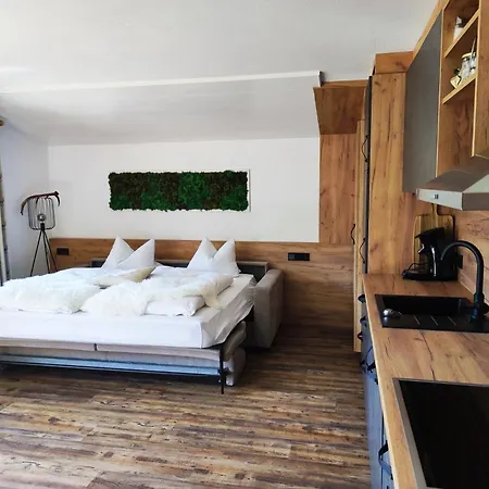 בית הארחה Haus Alpina ברוואנג