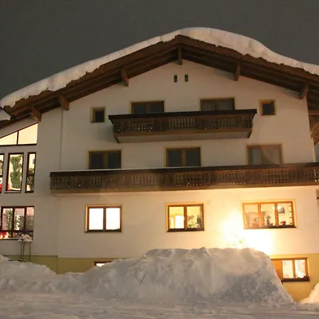 Gasthof Haus Alpina